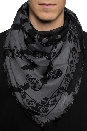 Scarf with a skull motif and a logo, zdjęcie 2 Scarf with a skull motif and a logo od Alexander McQueen